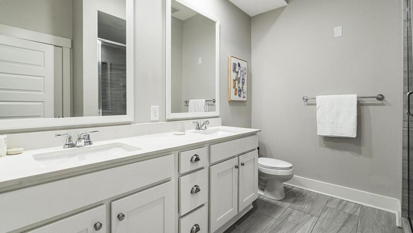 Landing Modern Apartment With Amazing Amenities Franklin Luaran gambar