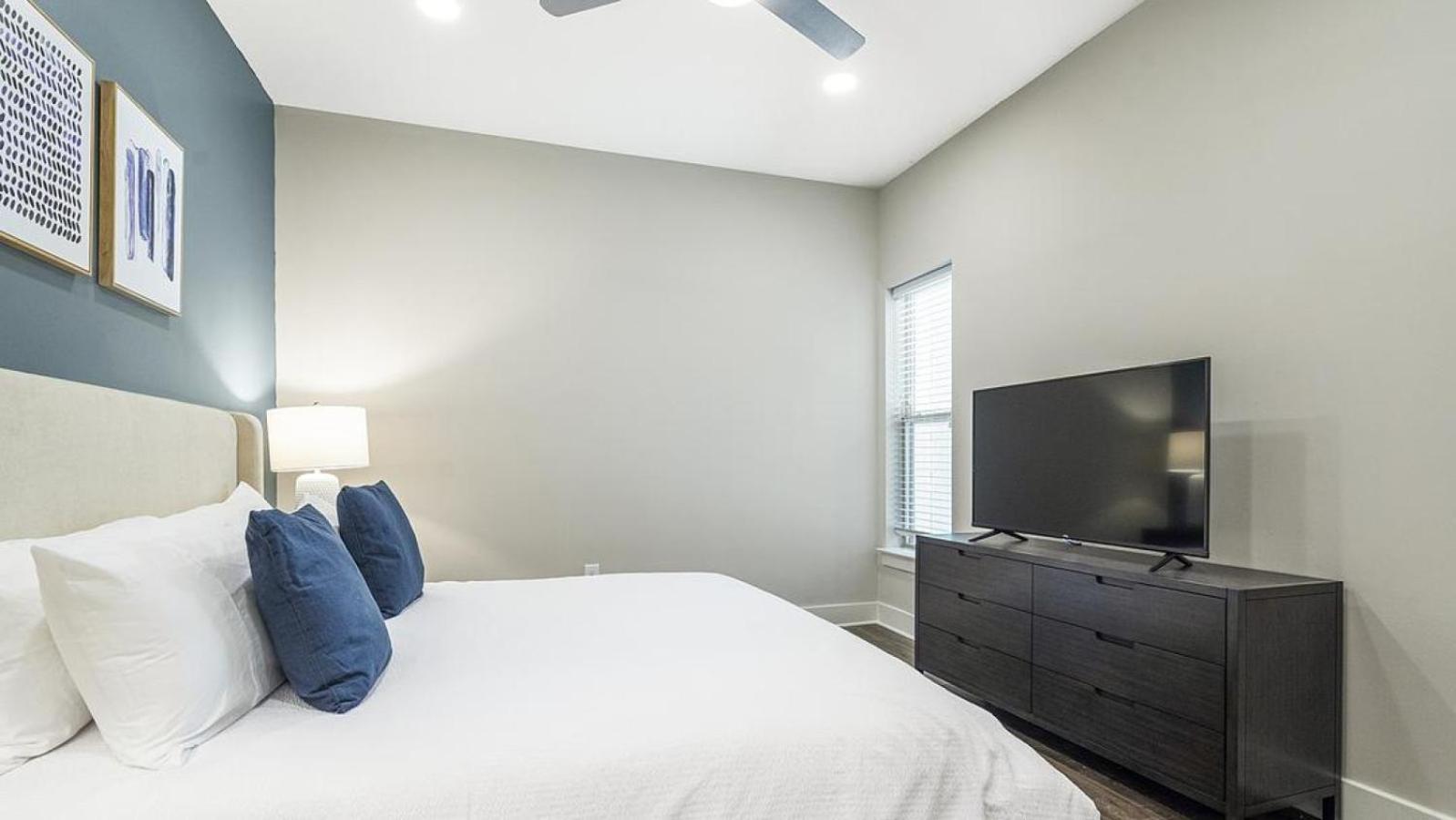 Landing Modern Apartment With Amazing Amenities Franklin Luaran gambar